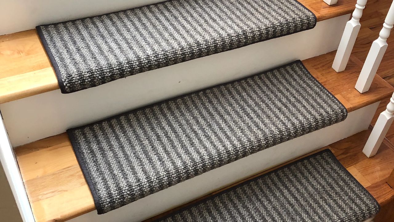 What’s the Best Way to Keep Non-Slippery Stair Carpets Looking New?